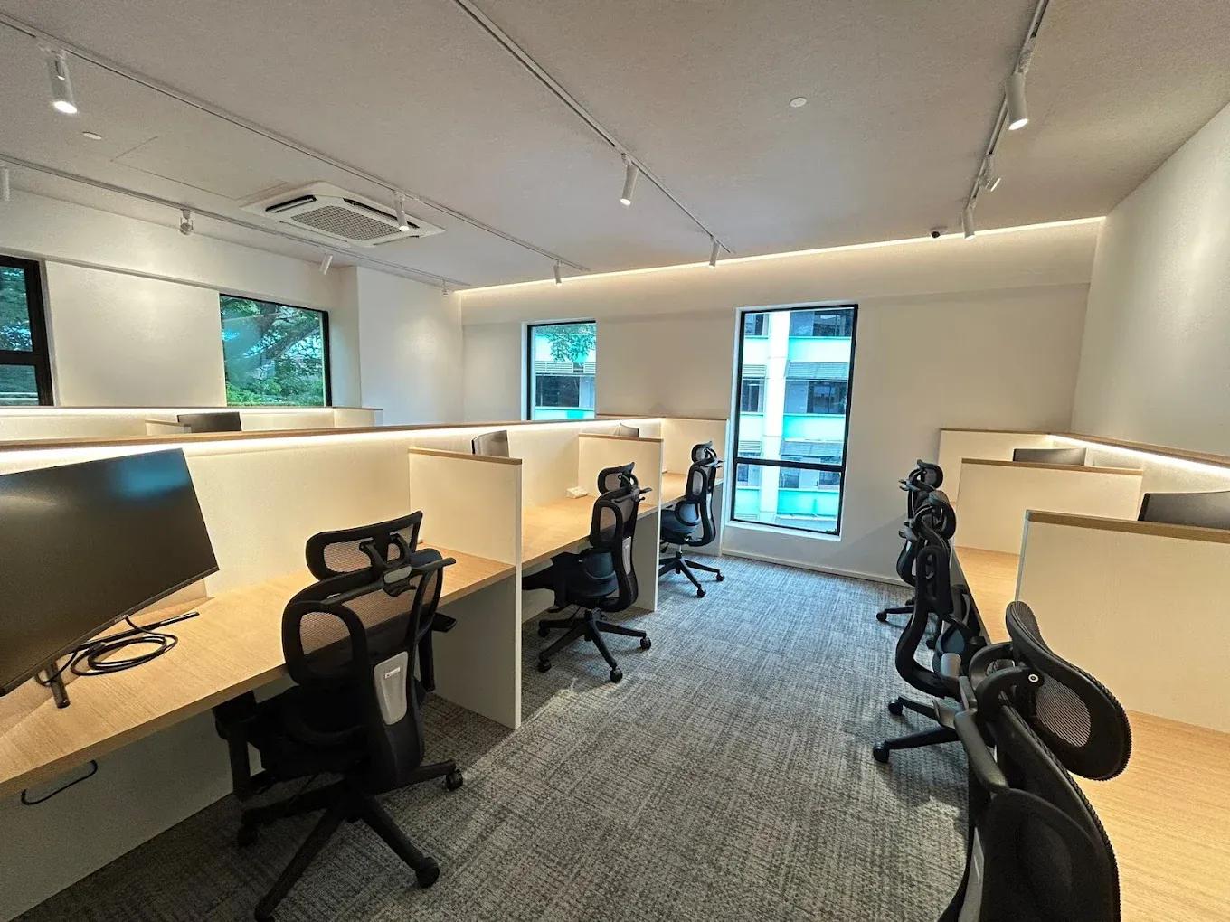 Hot Desk (Hour/Day)